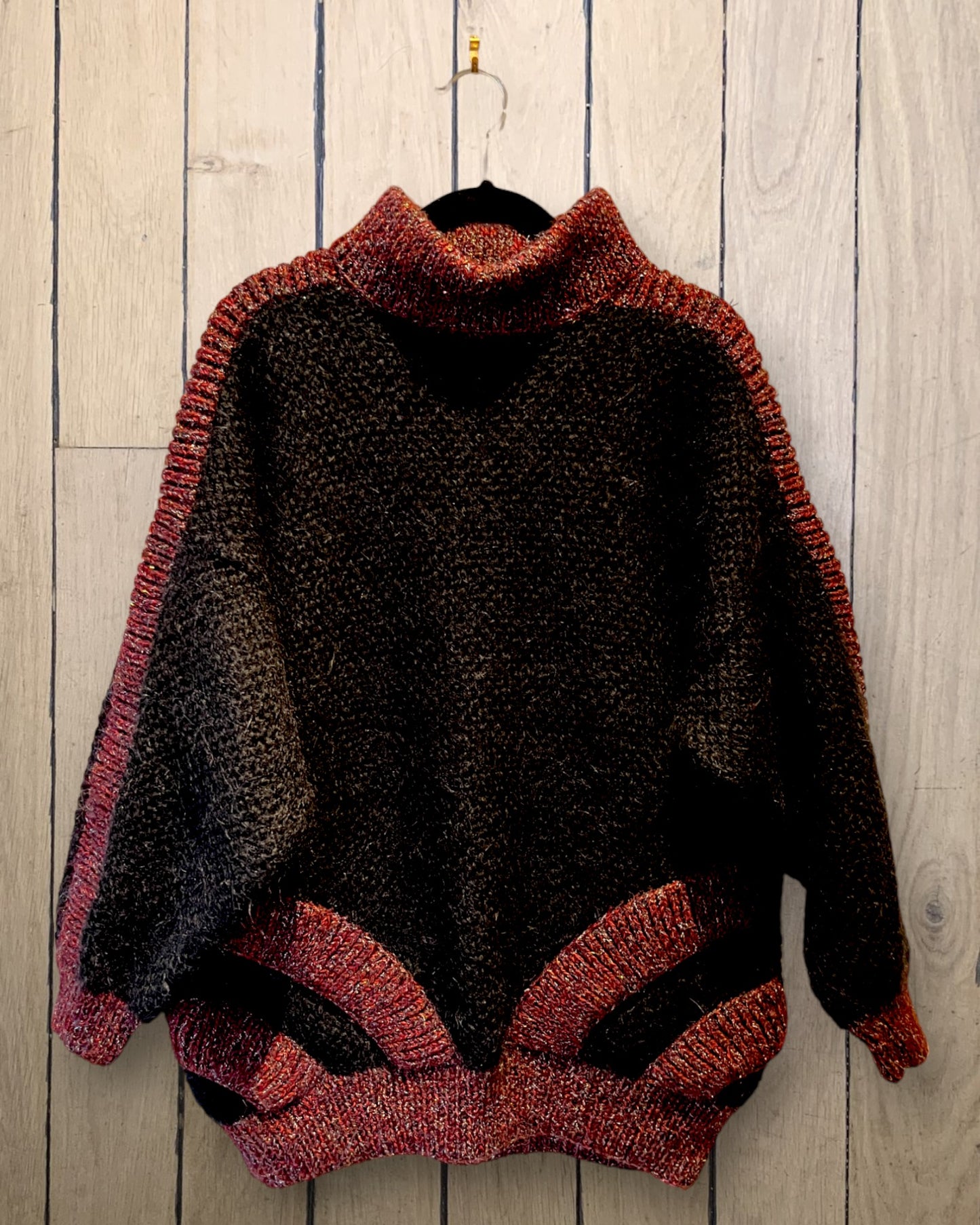 Handstickad mohair tröja